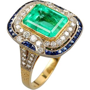 Ring, Smaragd 5,3ct mit Treppenschliff, Saphiren